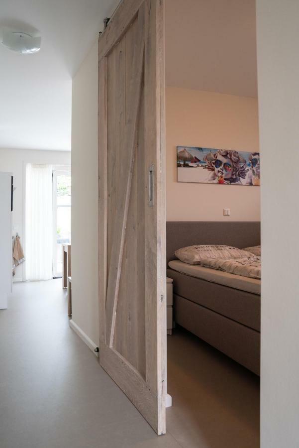 Santvort Luxury Apartment With Private Parking Зандфорт Экстерьер фото